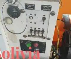 Tel 73976078 vendo torre de iluminación - 4