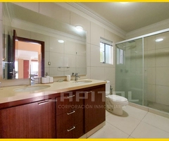 Casa en alquiler zona urubo condominio Santa Cruz La Vieja - 9