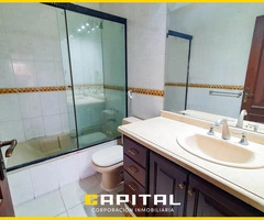 Casa con piscina y 4 dormitorios en alquiler, Zona Norte - 7