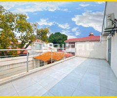 Casa centrica en venta zona sur Parque Urbano - 10