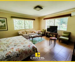 AMPLIO INMUEBLE  EN VENTA SOBRE AV. CENTENARIO - 9