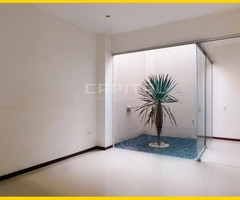 EN CONDOMINIO VILLA TOSCANA ALQUILO AMPLIA CASA - 10