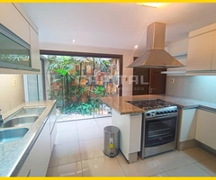 Casa amoblada en alquiler zona norte condominio Ciudad Real - 9