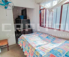 CASA EN VENTA ZONA NORTE NOVENO ANILLO DE 2 DORMITORIOS Y 3 PARQUEOS - 9