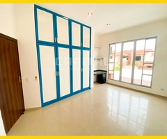 AMPLIA CASA EN ALQUILER EN CONDOMINIO ZONA OESTE - 9