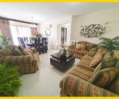 Amplio departamento totalmente amoblado y equipado - 9