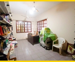 TERRENO / CASA EN VENTA   SOBRE LA AV. LA BARRANCA - 6