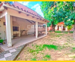 TERRENO / CASA EN VENTA   SOBRE LA AV. LA BARRANCA - 10