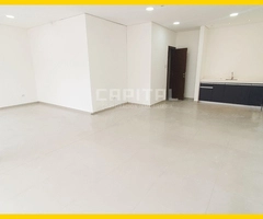 SOBRE AVENIDA ALEMANA  LOCAL EN ALQUILER CON AMPLIA VIDRIERA - 9