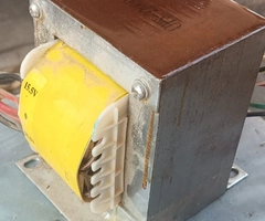 SE VENDE TRANSFORMADOR DE 17A 55V, 25V, 15.5V - 3