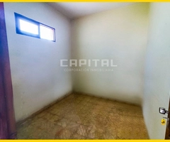 CASA DE UNA PLANTA EN ALQUILER SOBRE AVENIDA ALEMANA, AMPLIO TERRENO MAXIMA EXPOSICION - 4