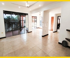 CONDOMINIO BARRIO NORTE – CASA EN ALQUILER - 13