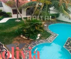 Casa en venta de 5 dormitorios en Av. Paragua entre 2do y 3er anillo - 11