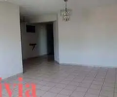 Departamento de 3 dormitorios en Alquiler EN AVENIDA BENI , ENTRE 4TO Y 5TO ANILLO
