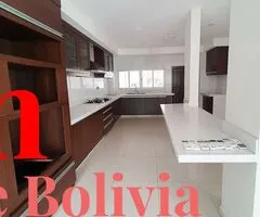 EN CONDOMINIO BARRIO NORTE – ALQUILO AMPLIA CASA C/PISCINA - 10