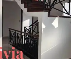 *CASA EN ALQUILER O VENTA  EN BARRIO LAS PALMAS - 4
