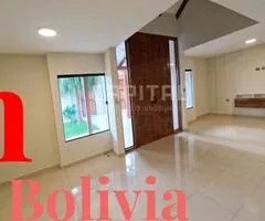 HERMOSA CASA EN VENTA EN BARRIO URBARÍ