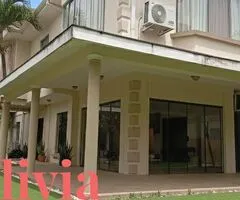 CASA EN VENTA – ZONA PROXIMA A LAS PALMAS (PIRAI 4TO ANILLO - 11