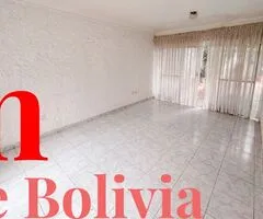 CASA AMPLIA DE 2 PLANTAS EN ALQUILER – URBANIZACION CAÑOTO - 12