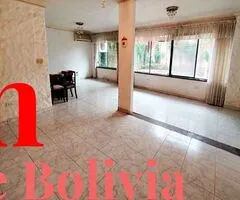 CASA AMPLIA DE 2 PLANTAS EN ALQUILER – URBANIZACION CAÑOTO - 13