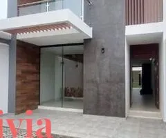CASA EN ALQUILER ZONA AV :PIRAI 6to ANILLO ! HERMOSA CASA A ESTRENAR!