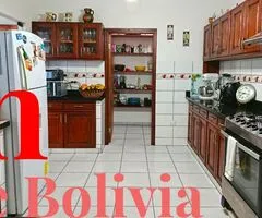 Amplia casa en venta en zona norte - 4