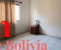 Amplia casa en venta en zona norte - 11