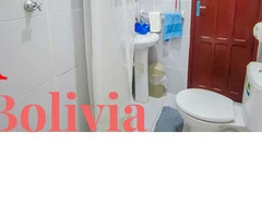 CASA EN VENTA EN EL Km 9 AL NORTE -- A 3 CUADRAS DE LA AVENIDA BANZER - 9