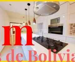 Amplia casa en alquiler en condominio almeria beni