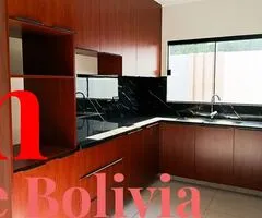 AMPLIA CASA EN VENTA ALEMANA Y OCTAVO ANILLO - 2