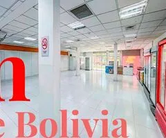 SOBRE AVENIDA IRALA VENDO INMUEBLE CON AMPLIO SHOWROOM