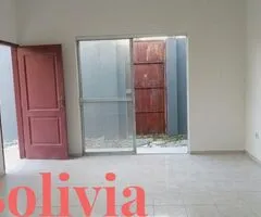 DEPÓSITO! AMPLIA CASA EN ANTICRÉTICO - ZONA SUR - 2