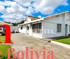 ¡CASA EN VENTA EN URBARÍ